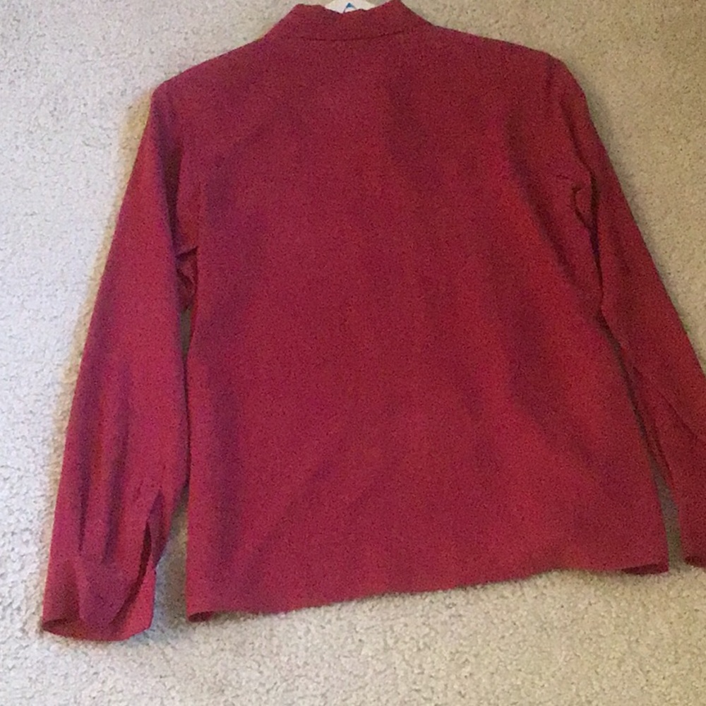 Ladies top - Picture 4 of 4